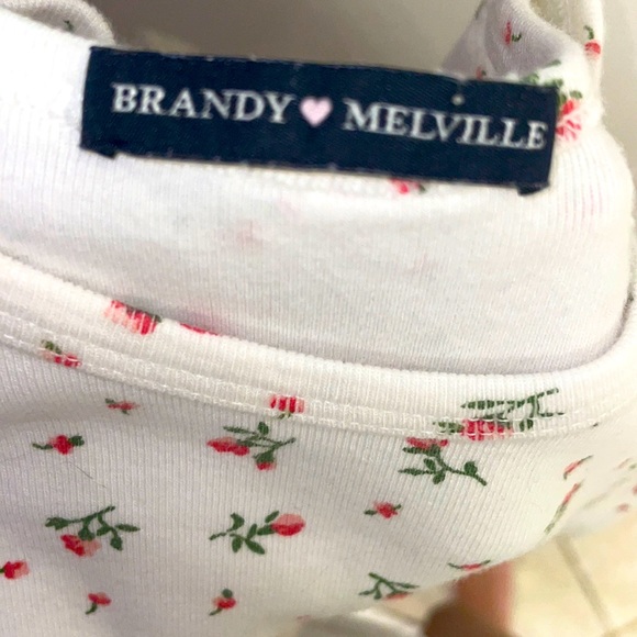 brandy melville cherry top - Picture 3 of 3
